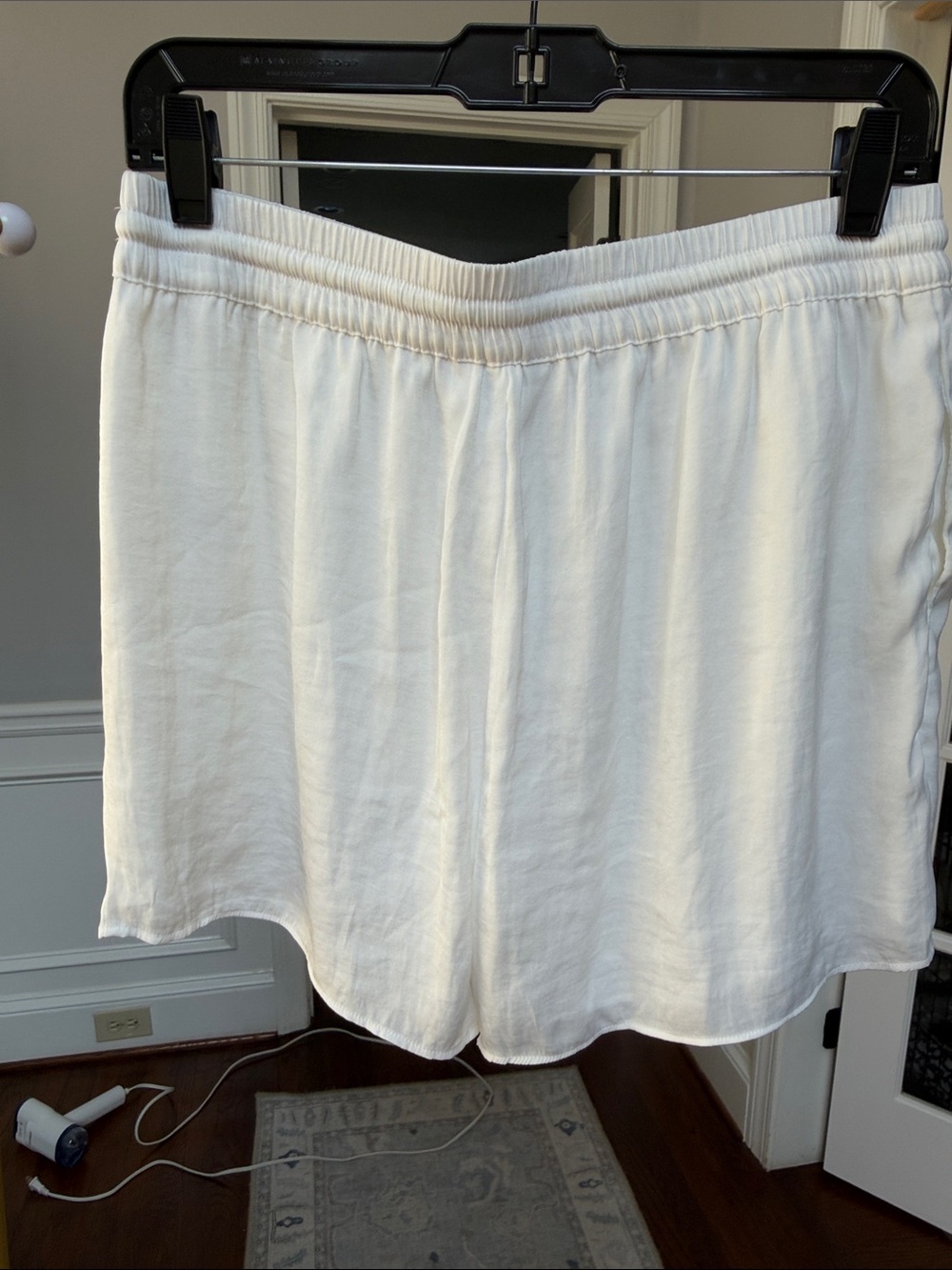 Naked Zebra Cream Elastic-Waist Lounge Shorts - Picture 4 of 8